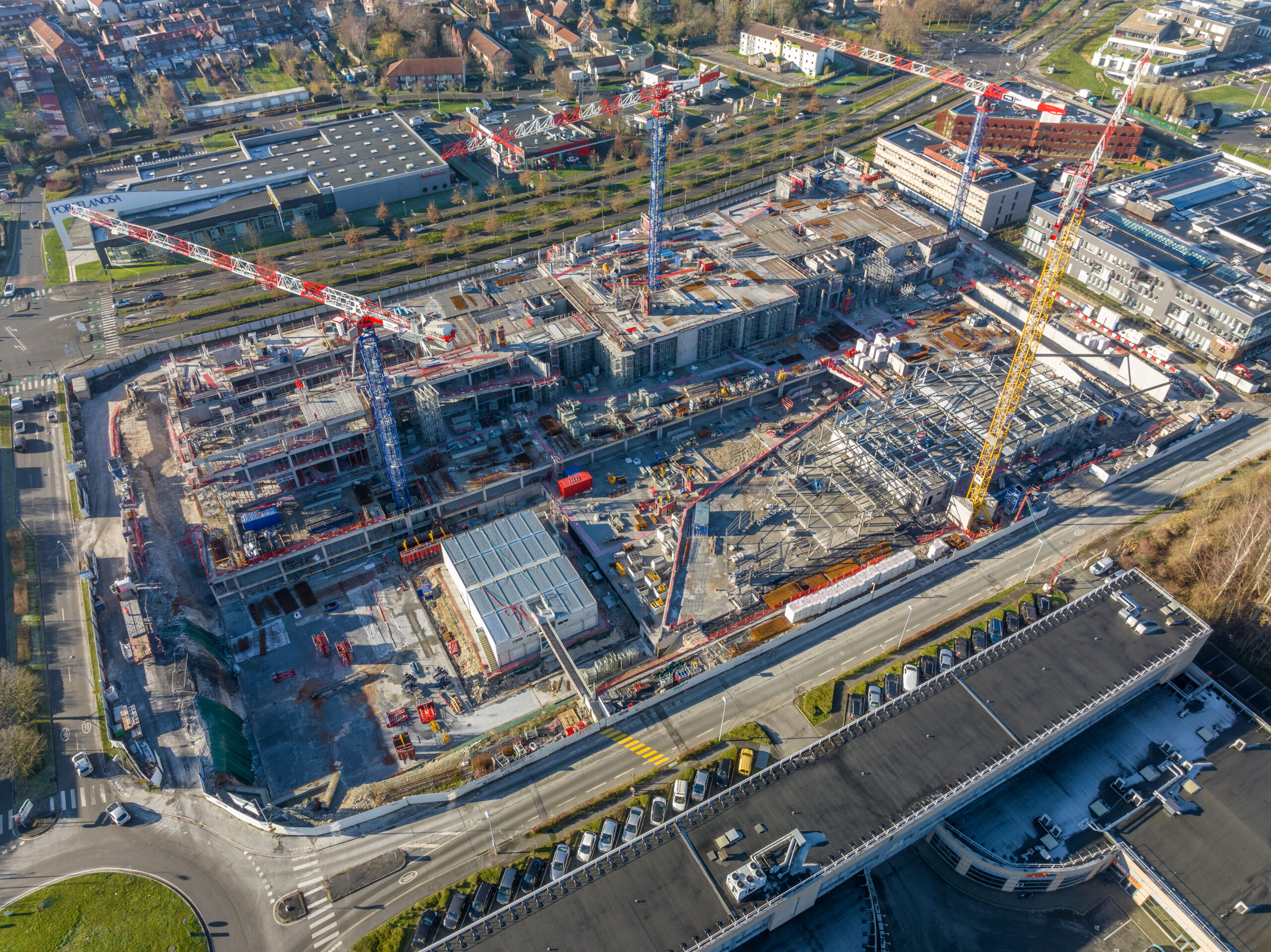 Travaux en cours à Lezennes pour la sortie de terre du Kiabi Village